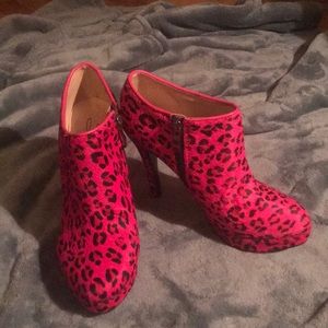 Susha stiletto hot pink leopard print bootie